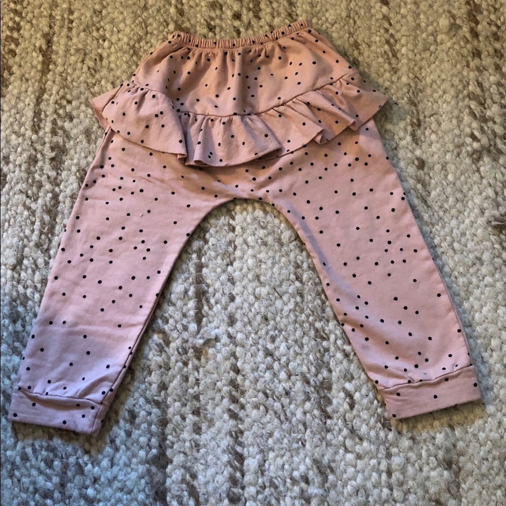 Bean’s Barcelona sweatpants with ruffles!